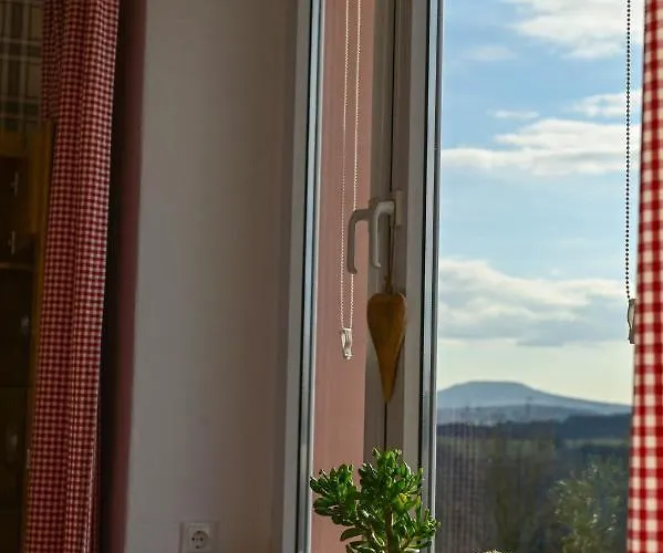 Poehlbergblick Apartamento *